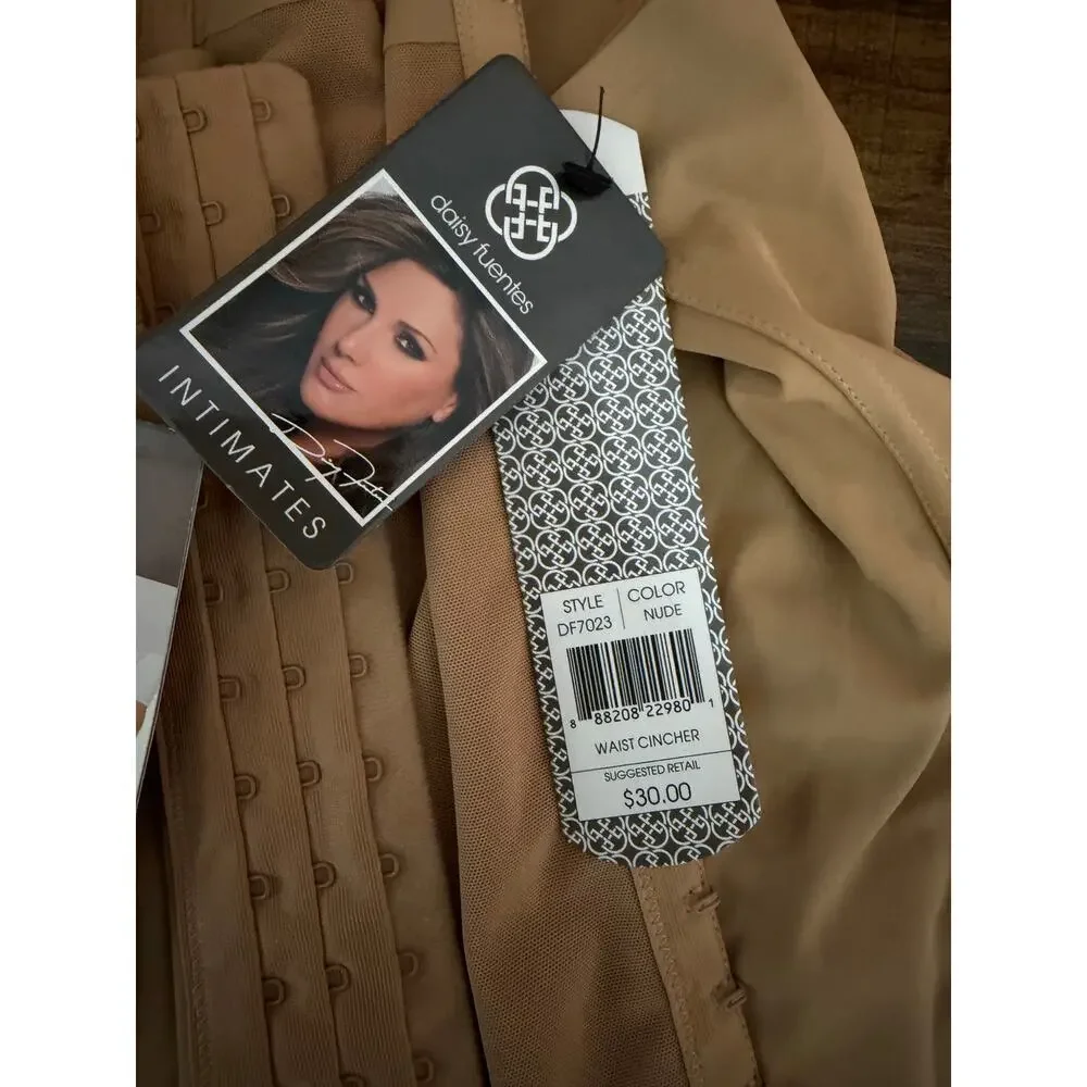 Daisy Fuentes daisy fuentes